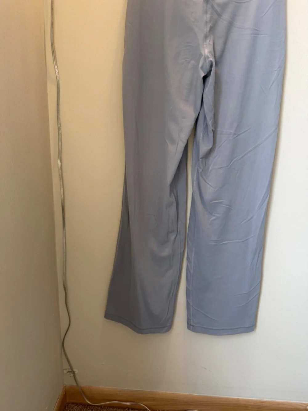 lululemon Wide Leg Aligns with Pockets